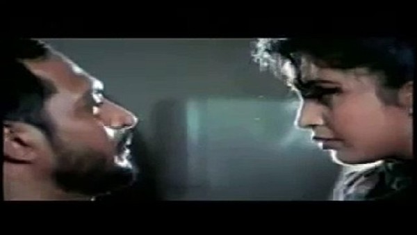 नाना पाटेकर के साथ किसिंग सीन