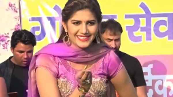 सुर्खियों से दूर