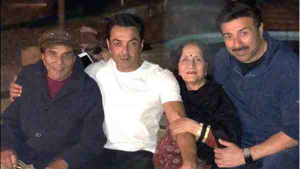 प्रकाश कौर के साथ वायरल तस्वीर