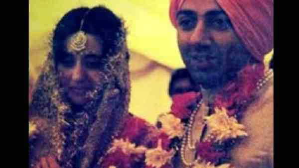 सनी देओल भी पत्नी से अलग हुए