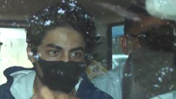 आर्यन खान की जेल में बढ़ी मुश्किलें