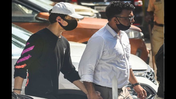 एनसीबी ने आर्यन खान के साथ 