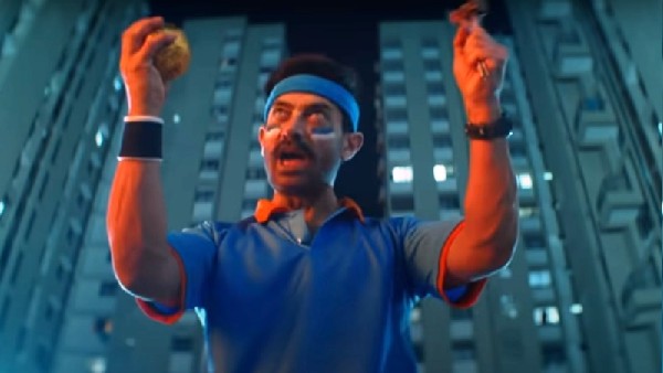 लोगों को सड़कों पर पटाखे नहीं जलाने की सलाह 