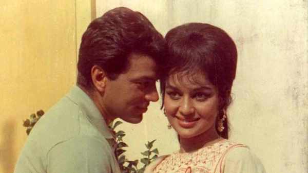 धर्मेंद्र से 50 सालों की दोस्ती