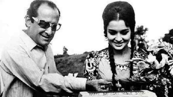 नासिर हुसैन के साथ अफेयर