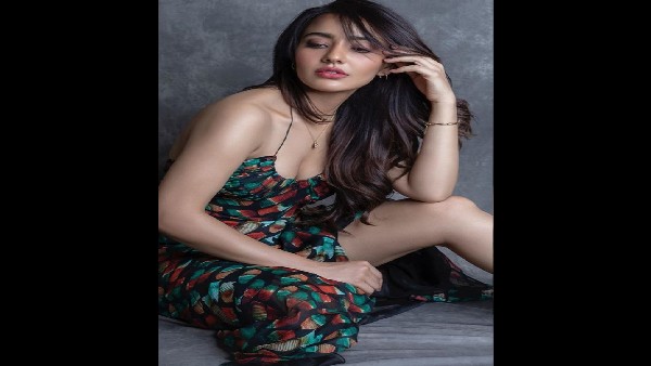 सलमान की फिल्मों में हजारों लोग होते हैं