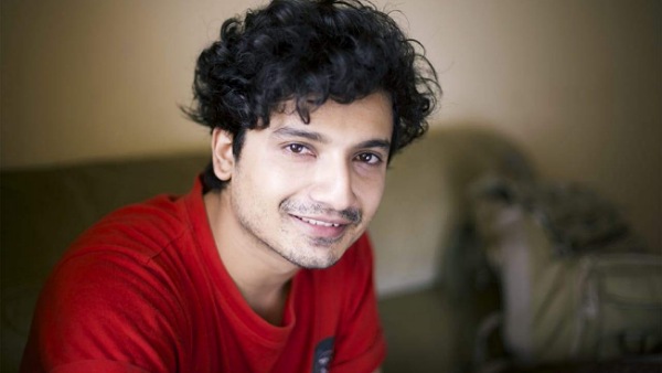 अब जबकि कुछ ही दिनों में सिनेमा थियेटर्स खुलने वाले हैं। कई फिल्मों की रिलीज डेट की घोषणा भी की जा चुकी है। ऐसे में ओटीटी और थियेटर्स का भविष्य किस तरह देखते हैं?