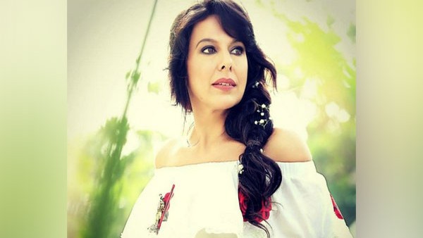 पूजा बेदी ने वैक्सीन पर उठाए थे सवाल