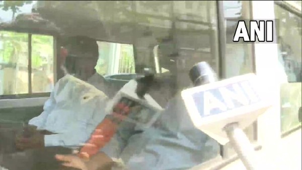 शाहरुख खान के घर से क्या बोली एनसीबी