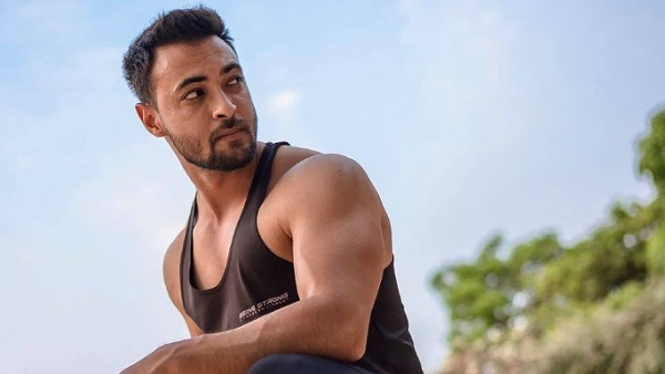 फिल्म का चुनाव करने के पहले किन बातों का ध्यान रखते हैं?