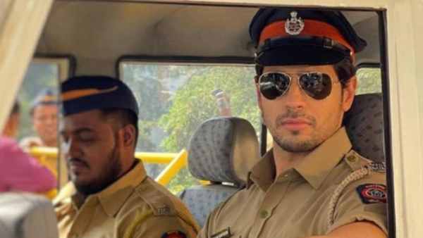 फिल्म के कॉप सिद्धार्थ 