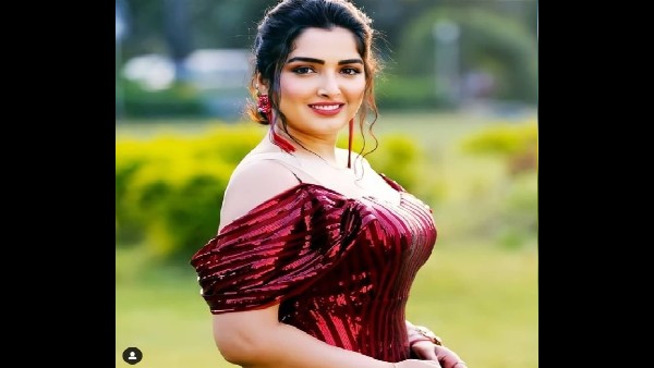 आम्रपाली ने शेयर की बोल्ड फोटो