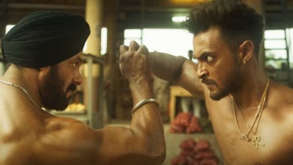 फिल्म की कहानी के साथ साथ इसके स्टारकास्ट की भी काफी चर्चा है। आयुष और सलमान खान को आमने सामने लाने के पीछे क्या सोच थी?