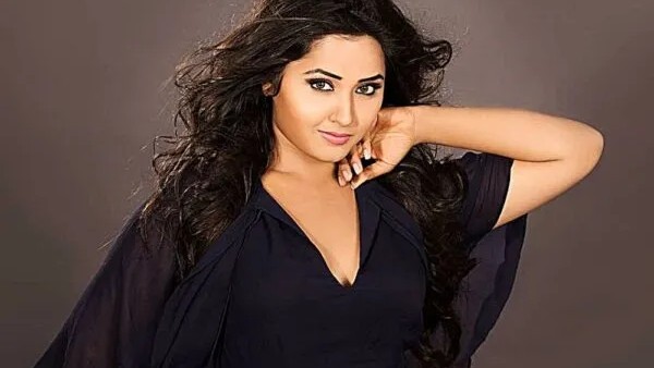 काजल राघवानी का बोल्ड अवतार काजल राघवानी का बोल्ड अवतार