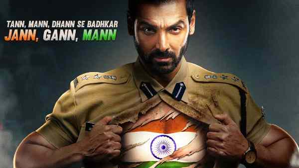 जॉन अब्राहम को मिली है ट्रिपल टक्कर