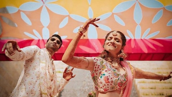 तस्वीरें हो रही हैं वायरल