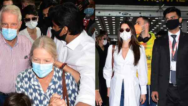 पहुंच गया है परिवार