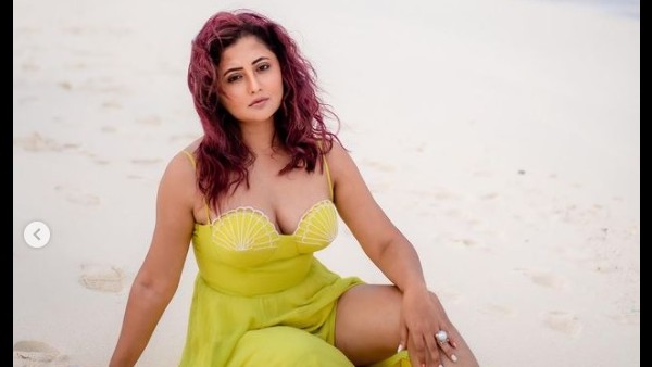 रश्मि देसाई सेक्सी और बोल्ड फोटोशूट रश्मि देसाई सेक्सी और बोल्ड फोटोशूट