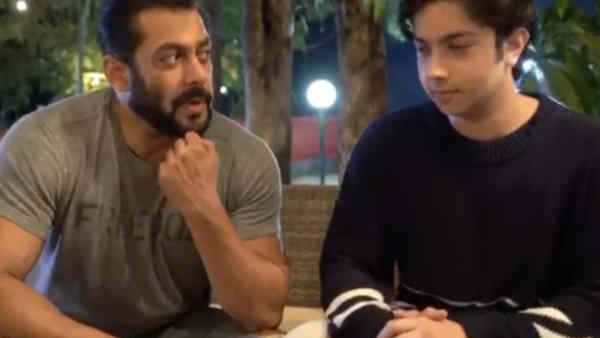 फार्महाउस से किया काम