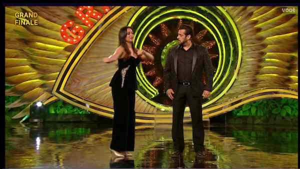 बेटी को किया प्रमोट