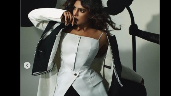 इंटरनेट पर प्रियंका चोपड़ा का यह ग्लैमर से भरा अंदाज 