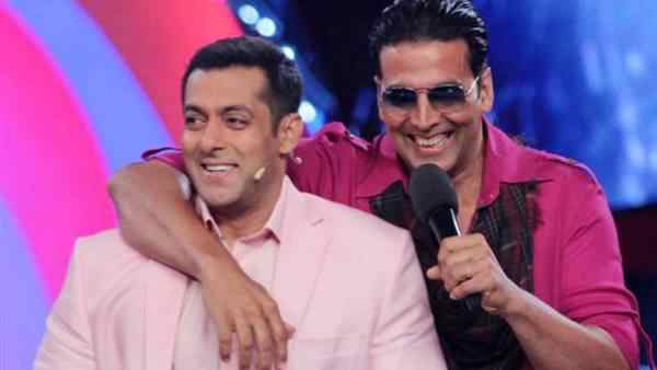 अक्षय का भी जुड़ा नाम अक्षय का भी जुड़ा नाम