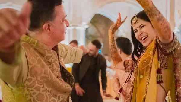 शाम कौशल के साथ डांस