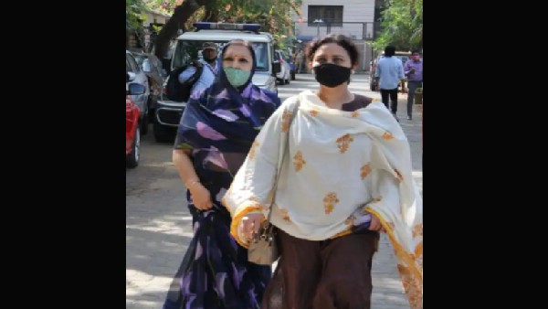 शरबानी मुखर्जी शरबानी मुखर्जी