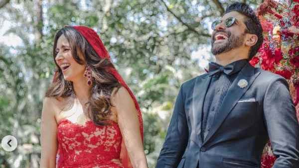 अभी तक मिल रही है बधाईयां