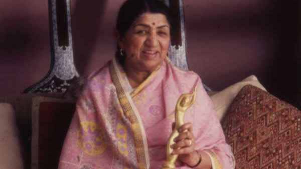 म्यूज़िक डायरेक्टर लता मंगेशकर म्यूज़िक डायरेक्टर लता मंगेशकर