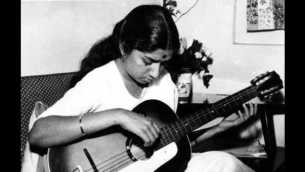 उपराष्ट्रपति एम. वेंकैया नायडू ने दी श्रद्धांजलि