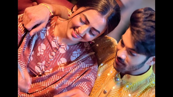 सुपर क्यूट जोड़ी सिंबा और तेजस्वी