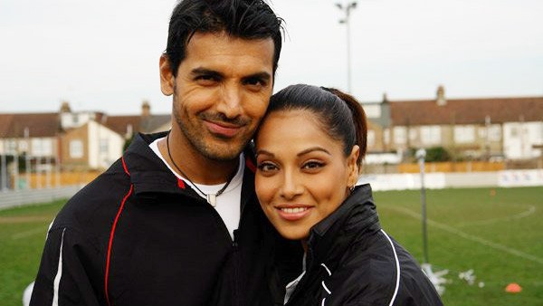 दन दना दन गोल 