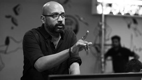 विद्या बालन ने इंटरव्यू में कहा कि 'मेल एक्टर्स की तुलना में फीमेल एक्टर्स के लिए यह बेस्ट समय है'। बतौर फिल्ममेकर आप इस टिप्पणी से कितने सहमत हैं?