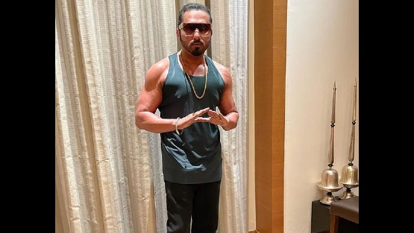 हनी सिंह ने की शिकायत हनी सिंह ने की शिकायत