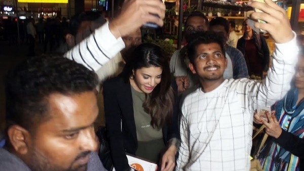 इवेंट के दौरान बद्तमीज़ी