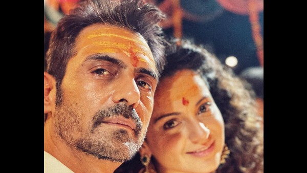 धाकड़ की पूरी टीम के साथ 