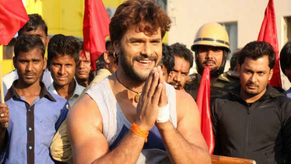 खेसारी को काफी गालियां दी गई