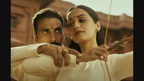 मानुषी छिल्लर राजकुमारी की भूमिका