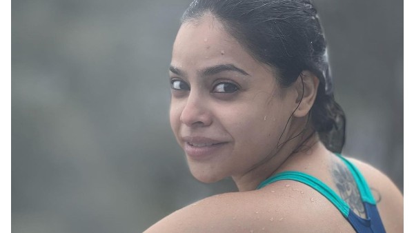 सुमोना चक्रवर्ती का बोल्ड अंदाज