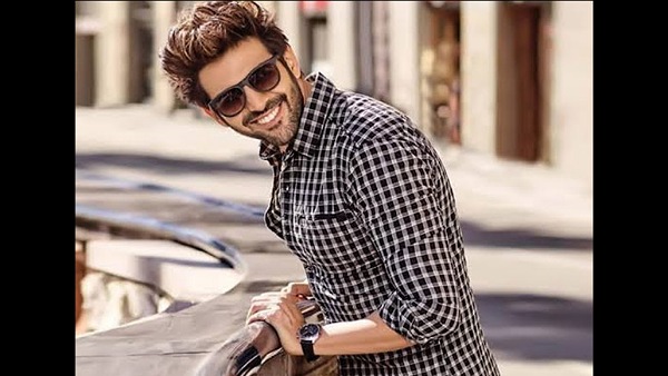 कई फिल्मों से था टक्कर