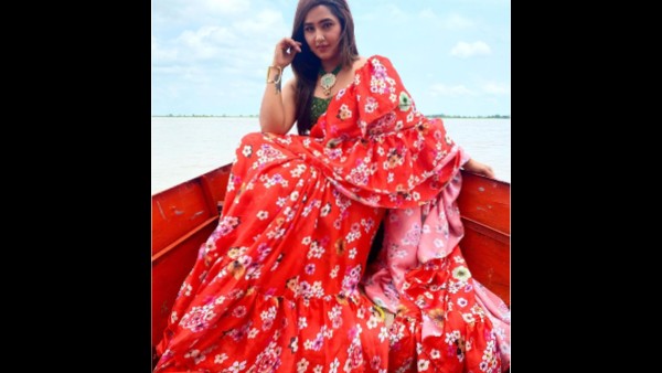 Kajal raghwani, Kajal raghwani,