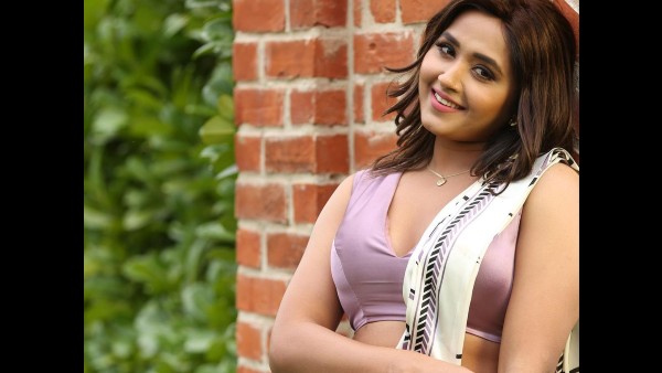 काजल की लाखों की फीस काजल की लाखों की फीस