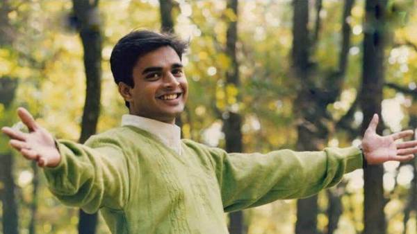 आपकी सबसे चर्चित फिल्मों में से एक 'रहना है तेरे दिल में' के 21 साल पूरे होने वाले हैं। आज भी ये फिल्म युवाओं के बीच इतनी पॉपुलर है, इस बारे में कभी सोचते हैं?