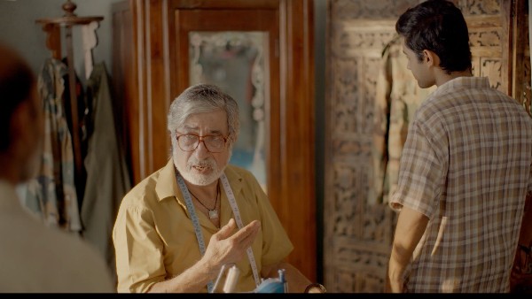 लेखन है सबसे कमज़ोर कड़ी