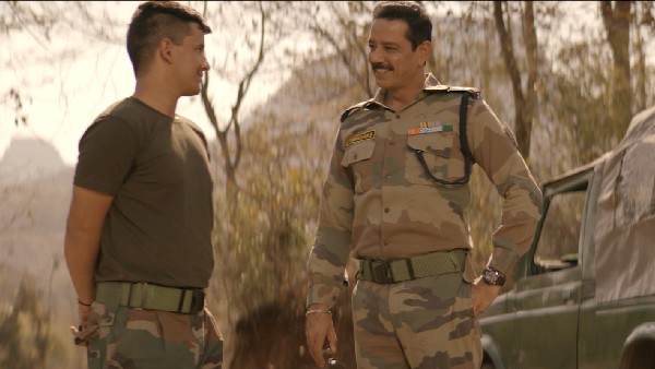 एक बार फिर निराश करते हैं लेखक