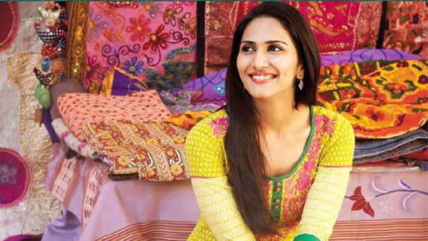 यशराज फिल्म्स के साथ शुरूआत