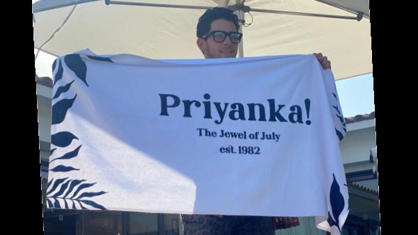 प्रियंका ने निक जोनस के प्रति दिखाया प्यार