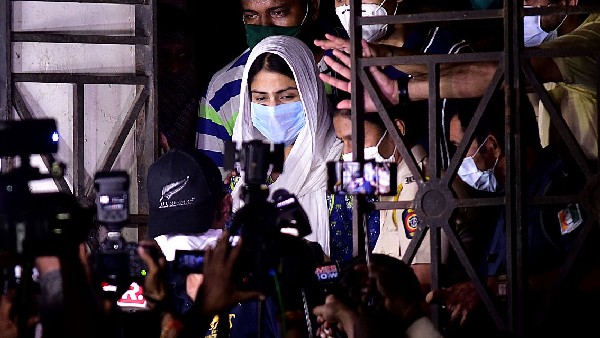 रिया चक्रवर्ती खरीदती थीं ड्रग्स रिया चक्रवर्ती खरीदती थीं ड्रग्स