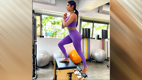 जाह्नवी कपूर 